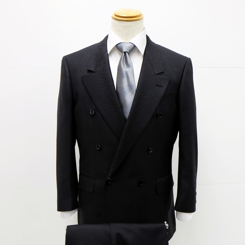 GISE,ジセ,FIGALO,フィガロ,オーダー,オーダーメイド,ビスポーク,オーダースーツ,オーダーシャツ,オーダーベルト,オーダーネクタイ,オーダーシューズ,オーダータキシード,結婚式,成人式,パーティー,衣装,神戸,三宮,兵庫,元町,磯上,大阪,関西,安い,サロン,Dominique France,ドミニックフランス,DORMEUIL,ドーメル,Ermenegildo Zegna,エルメネジルド ゼニア,ゼニア,BATEMAN OGDEN,べイトマン オグデン,Loro Piana,ロロピアーナ,CANONICO,カノニコ,BIELLESI,ビエレッシ,DARROW DALE,ダローデイル,FRATELLI TALLIA DI DELFINO,フラッテリ タリア ディ デルフィノ,デルフィノ,HYDROGEN,ハイドロゲン,BajoLugo,バジョルゴ,TRESTAR,トレスター,安い,格安